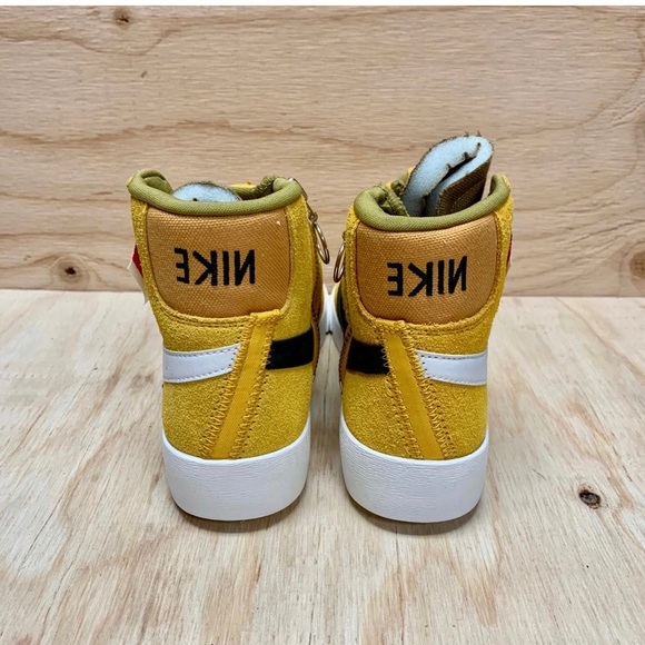 Yellow Nike Blazers - Picture 3 of 8